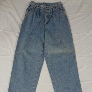 VINTAGE DON'T STOP PLEATED BLUE JEANS SIZE 13/14 (28/31) K889 (FADING ON LEG)
